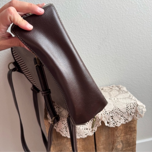 Chala Gray Backpack with Bicycle Design - Picture 4 of 9